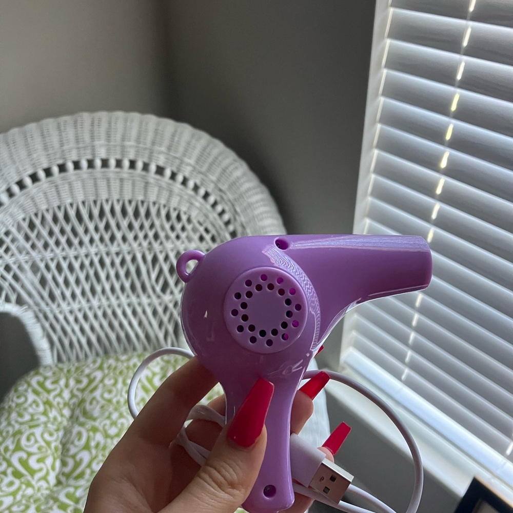 Purple Mini USB Dryer